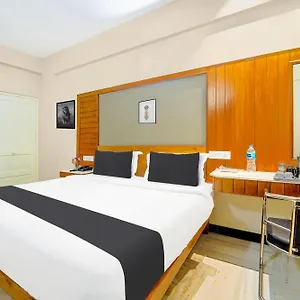 Hotel Super O Broadway Ernakulam
