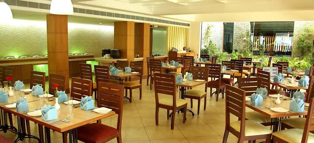Hotel Elite Palazzo Kochi 3*,